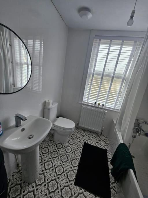 Hollyjess Hoose Villa Странрер Екстериор снимка
