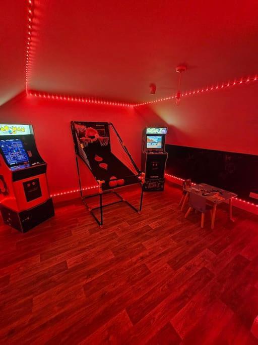 Hollyjess Hoose Villa Странрер Екстериор снимка